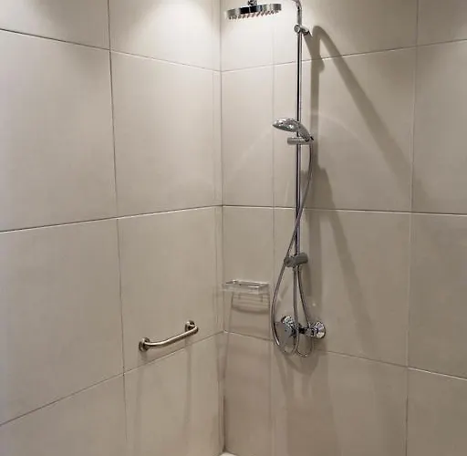 Mandali Szálloda 3*