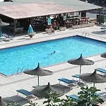 Ξενοδοχείο Mandali 3*